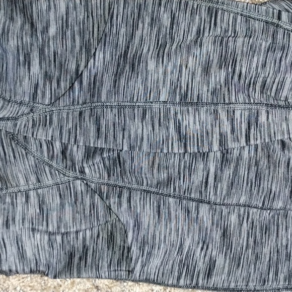 Bundle of 2 Exercise Leggings - Picture 9 of 9